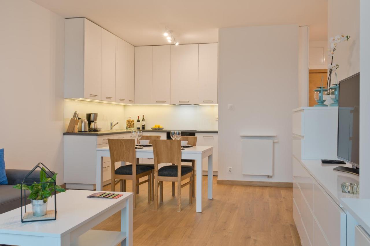Citystay Abrahama Gdynia Apartment Екстериор снимка