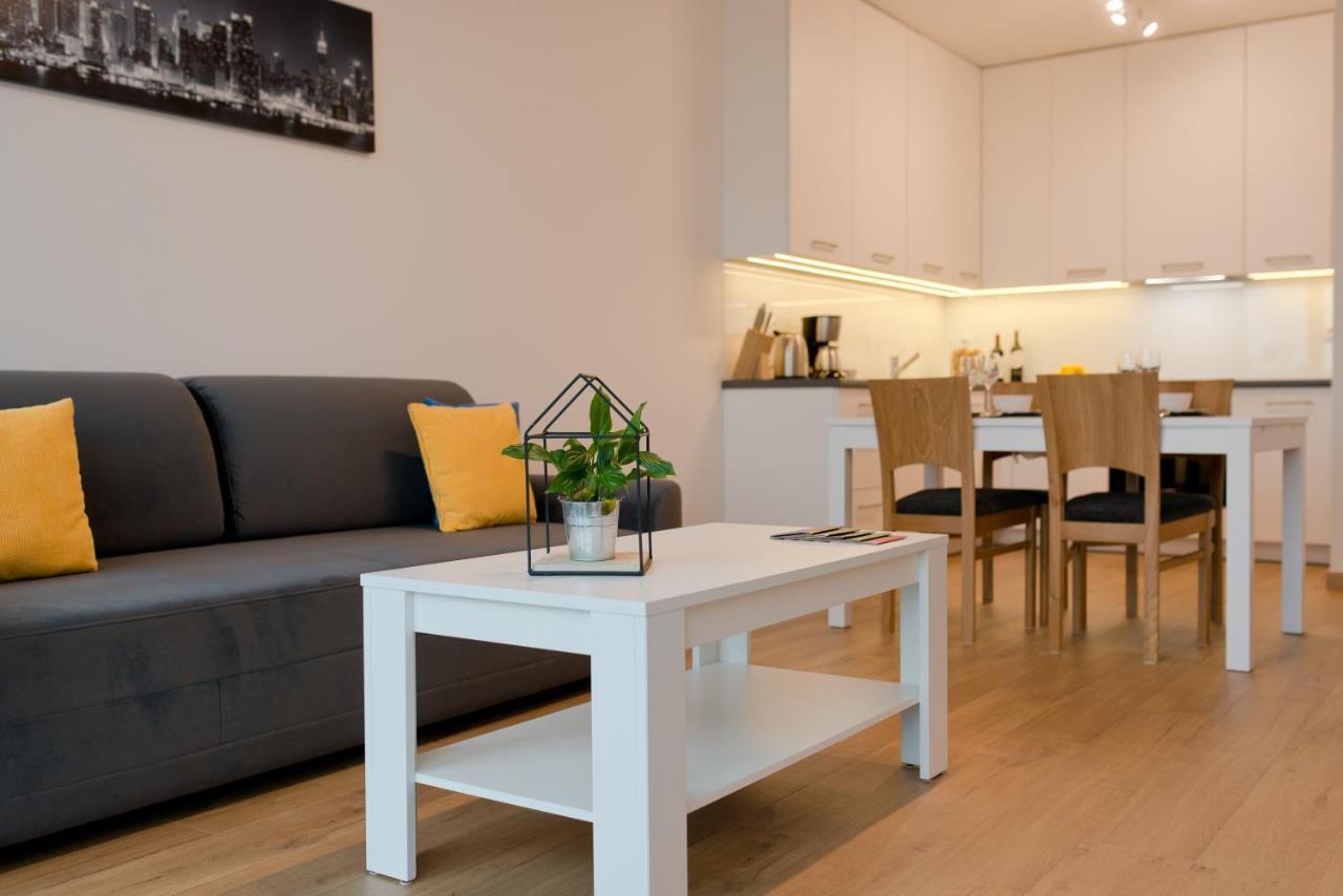 Citystay Abrahama Gdynia Apartment Екстериор снимка